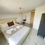 Eternity Fresh Case de vacanță