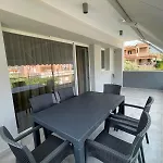 Eternity Fresh Case de vacanță