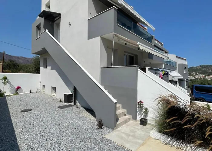 Eternity Fresh 度假居 *